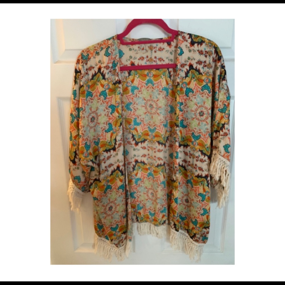 BKE Gimmicks floral kimono